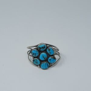 Native American Turquoise and Silver Women's Bracelet